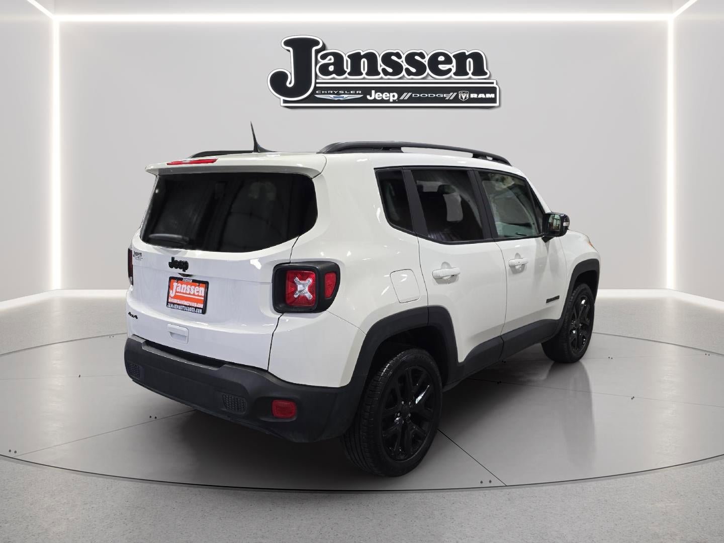 Used 2023 Jeep Renegade Altitude w/ Convenience Group I AWD/4WD image 5