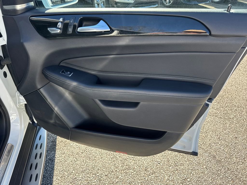 Used 2018 Mercedes-Benz GLE 350 w/ Premium 1 Package image 14