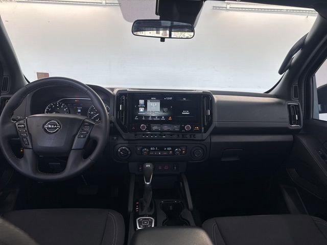 Certified 2026 Nissan Frontier SV w/ All-Weather Content Package AWD/4WD image 18