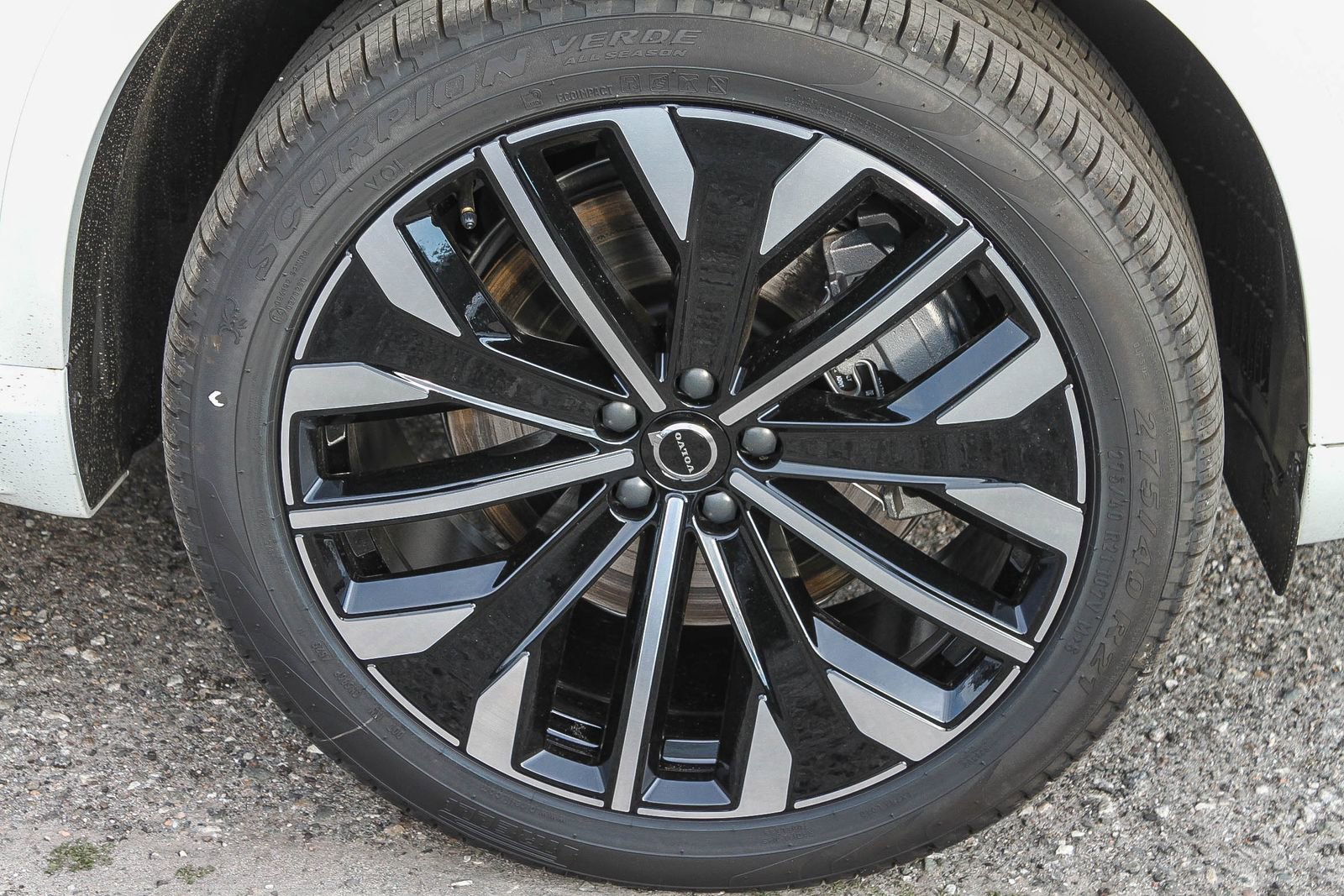 New 2026 Volvo XC90 T8 Ultra w/ Lounge Package image 12