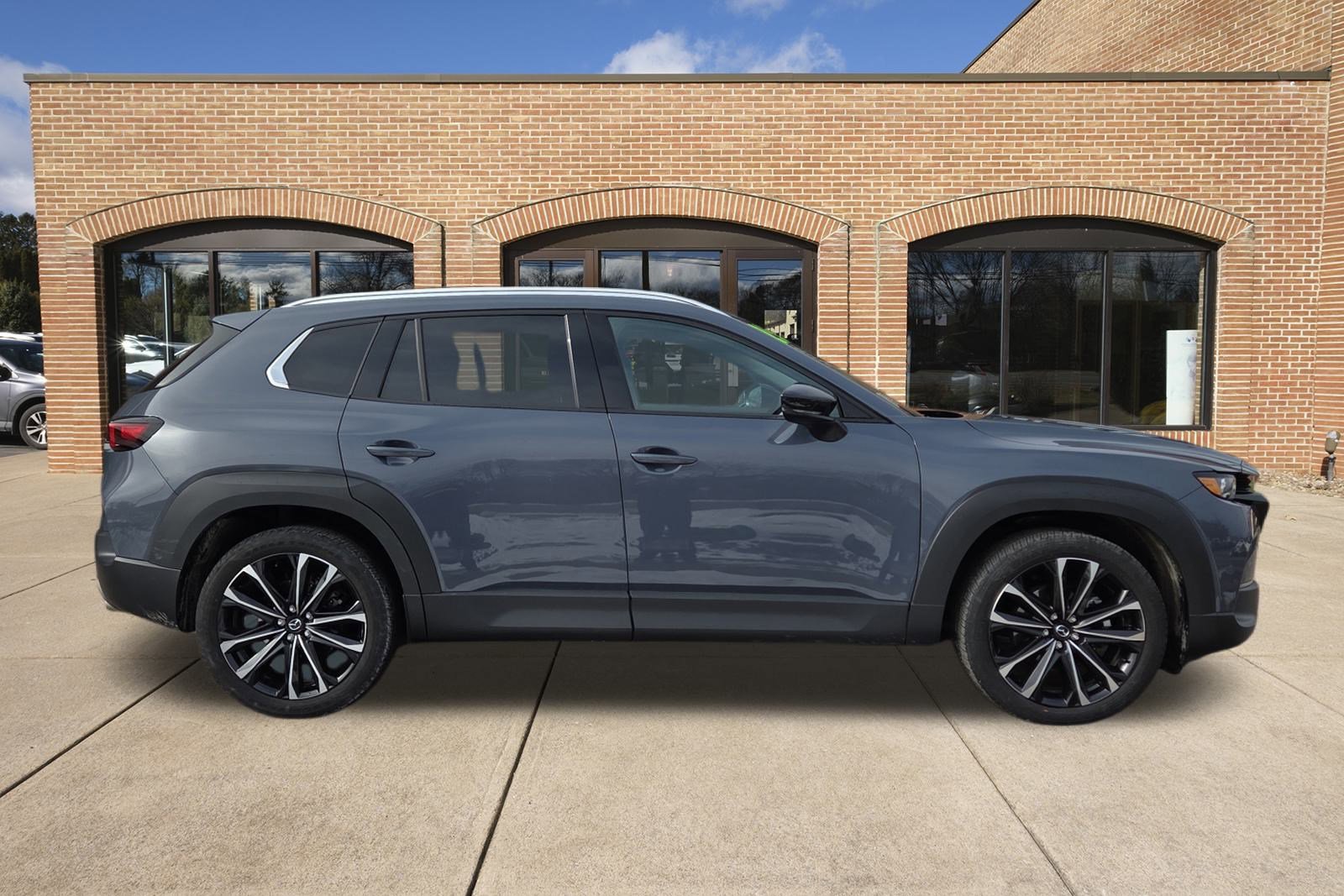 Certified 2025 MAZDA CX-50 AWD 2.5 S w/ Premium Plus Pkg image 2