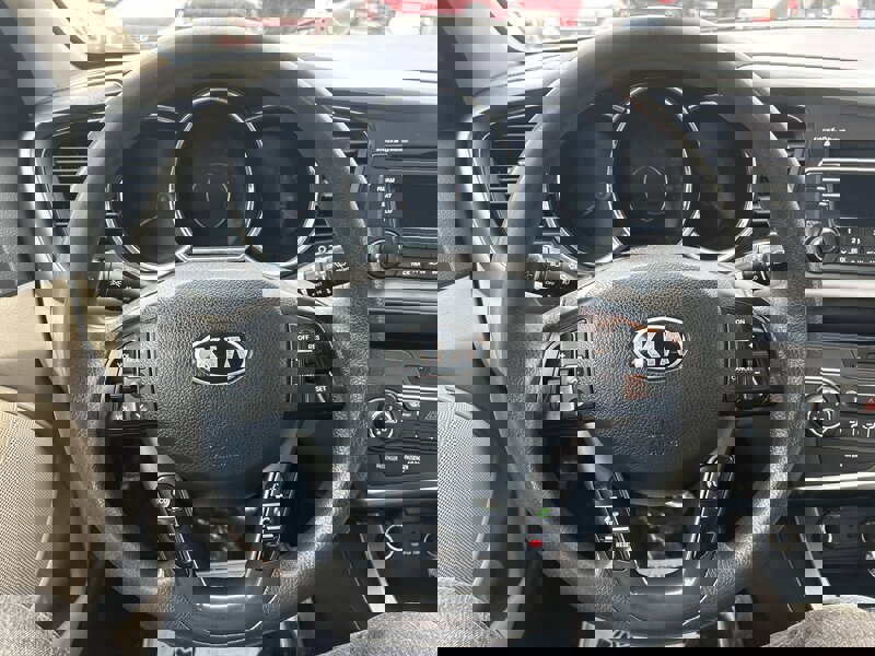 Used 2013 Kia Optima LX image 12