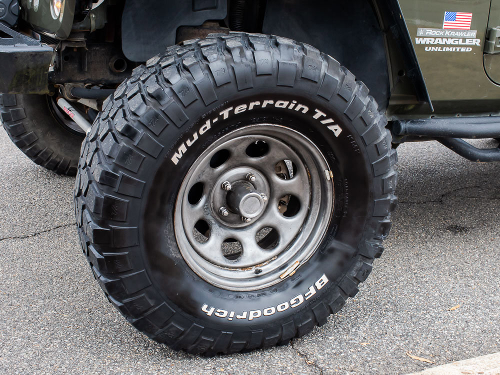 Used 2016 Jeep Wrangler Unlimited Rubicon w/ Connectivity Group image 5