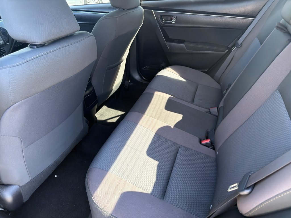 Used 2017 Toyota Corolla LE FWD image 16