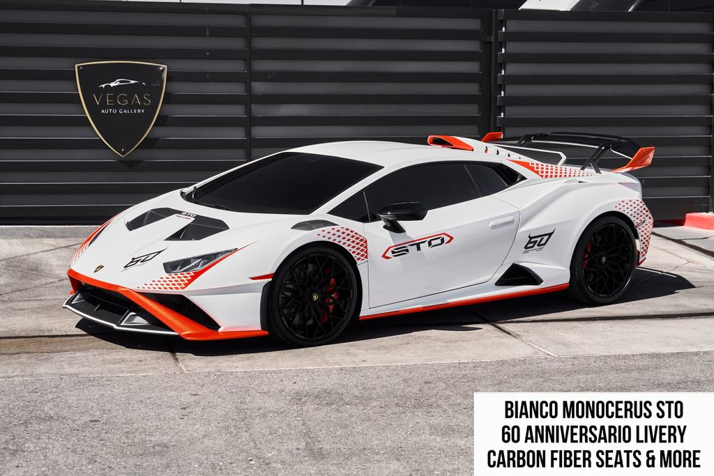 Used 2024 Lamborghini Huracan STO image 1