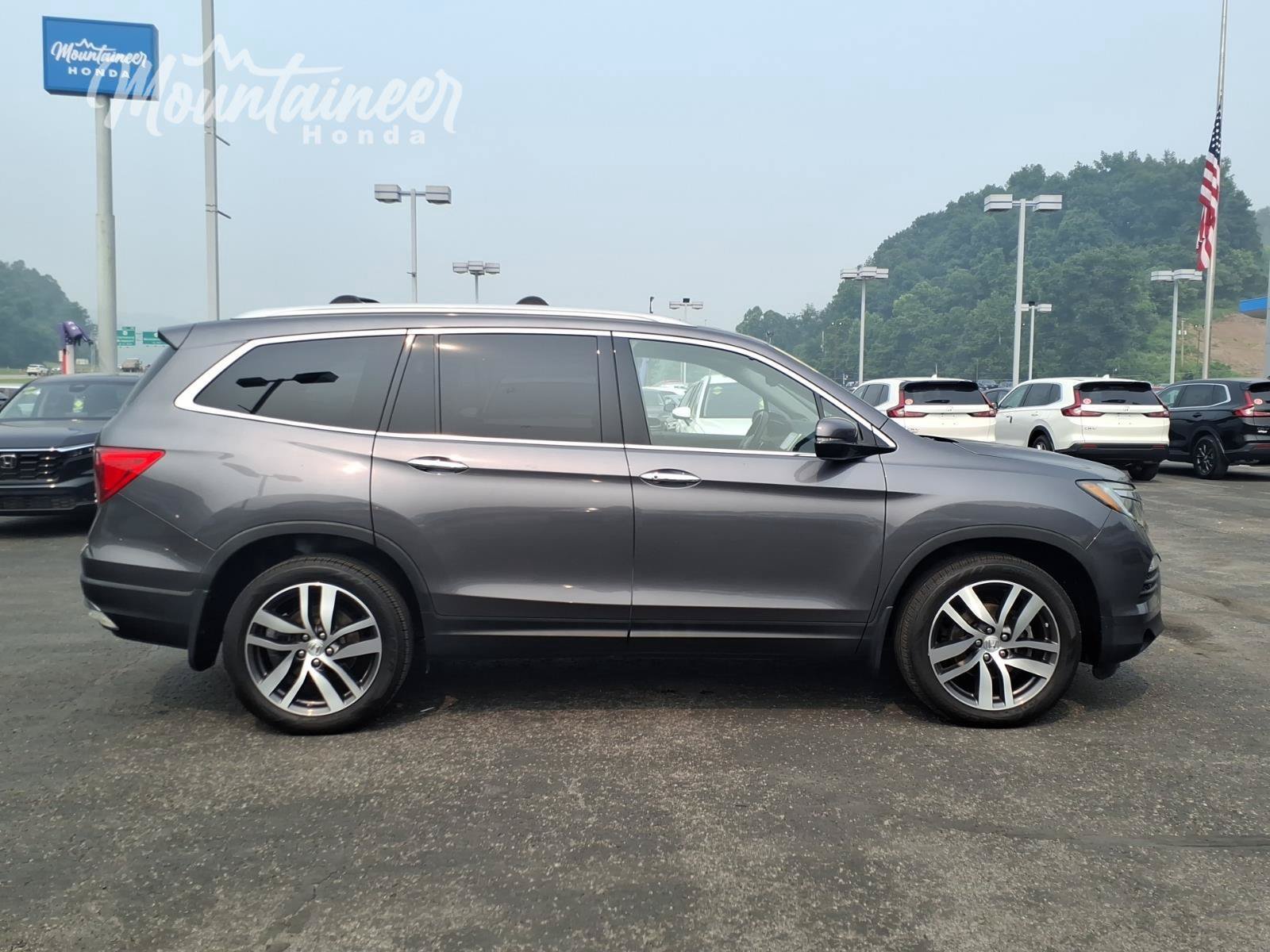 Used 2018 Honda Pilot Elite image 8