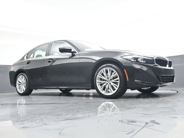 Certified 2024 BMW 330i Sedan w/ Convenience Package RWD image 30