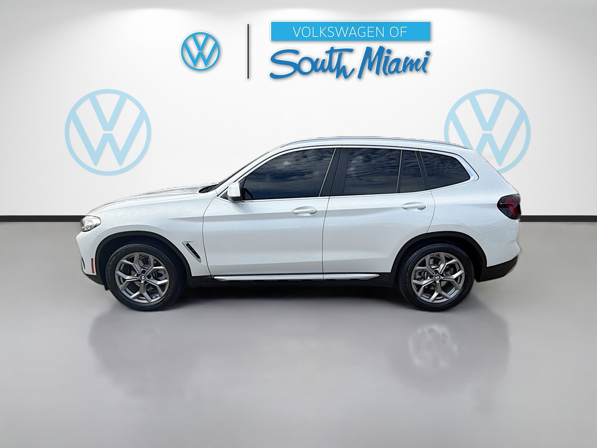 Used 2023 BMW X3 xDrive30i w/ Convenience Package image 4