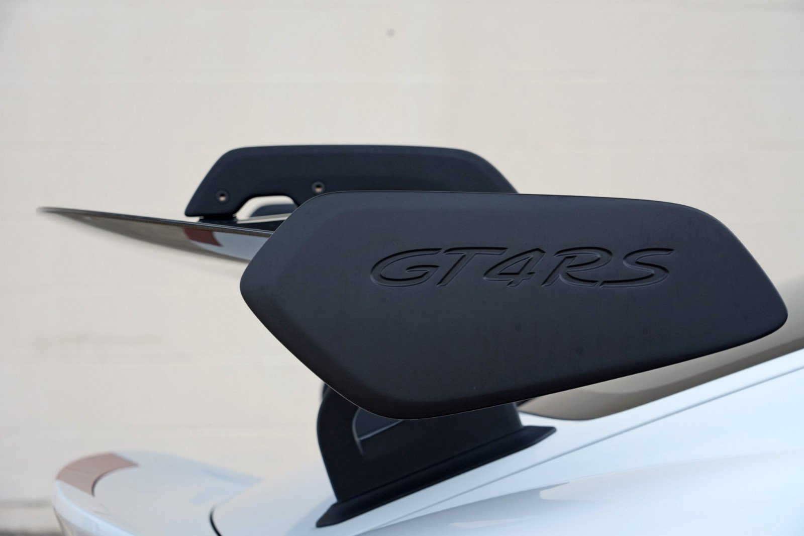Used 2024 Porsche 718 Cayman GT4 RS w/ Weissach Package RWD image 82