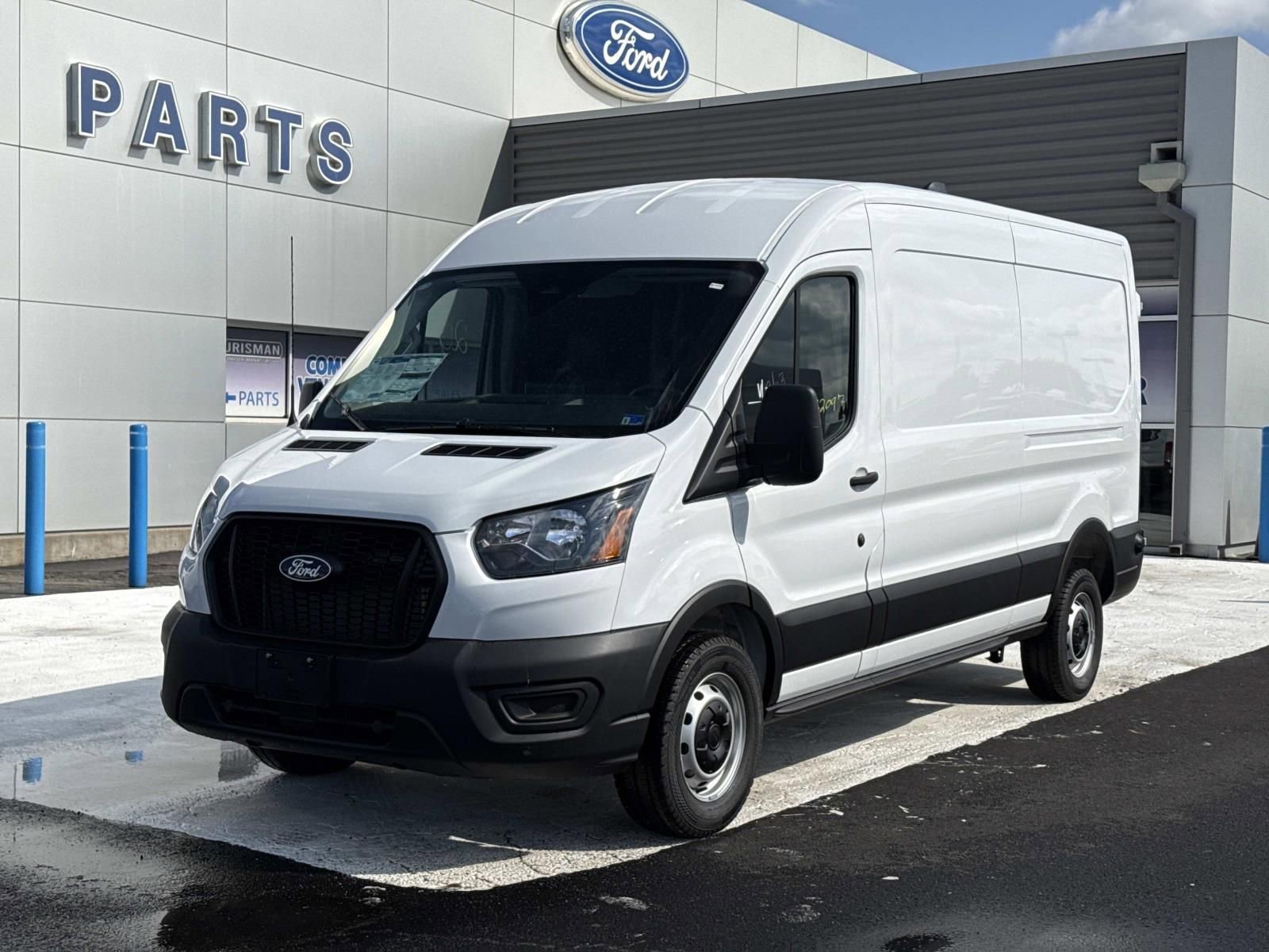 New 2026 Ford Transit 250 148 Medium Roof RWD image 7