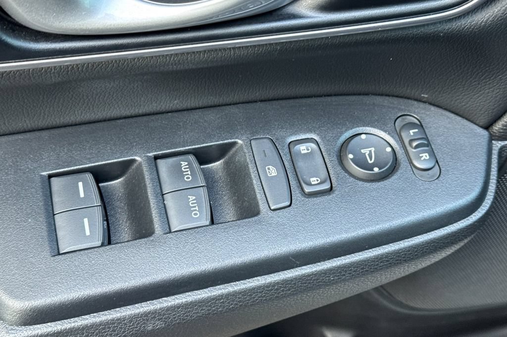 Certified 2022 Honda CR-V Touring image 16