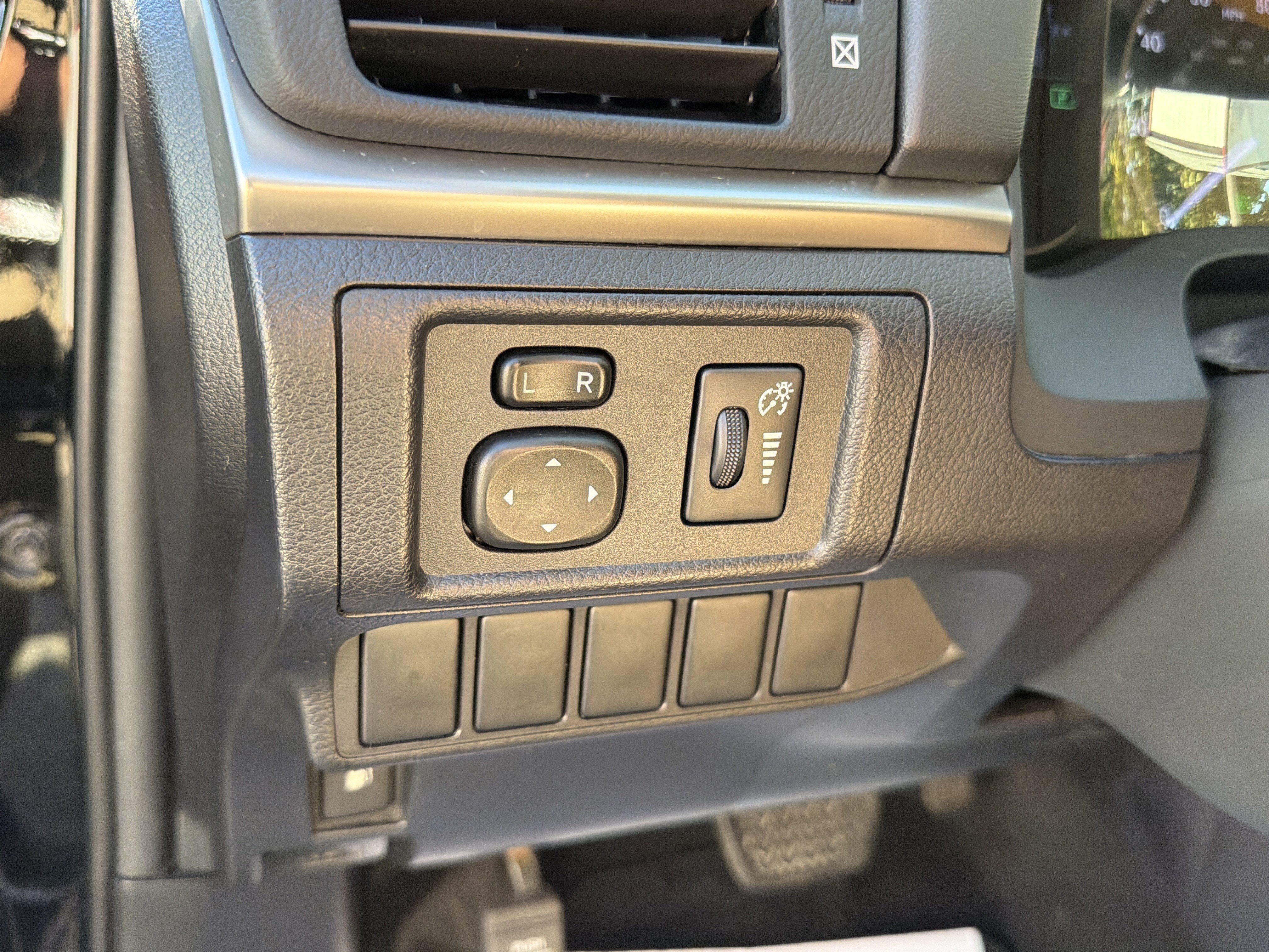 Used 2014 Lexus CT 200h FWD image 13