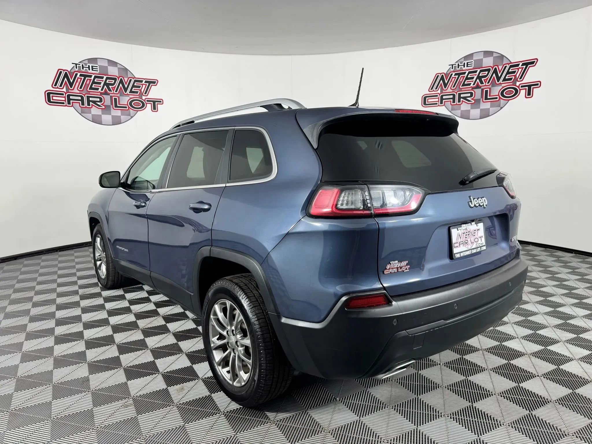 Used 2021 Jeep Cherokee Latitude Lux w/ Comfort/Convenience Group FWD image 5