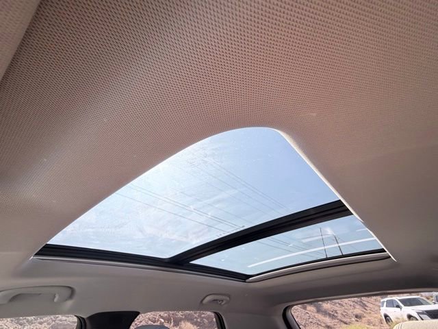 Used 2024 Chevrolet TrailBlazer LT w/ LT Cold Weather Package image 21