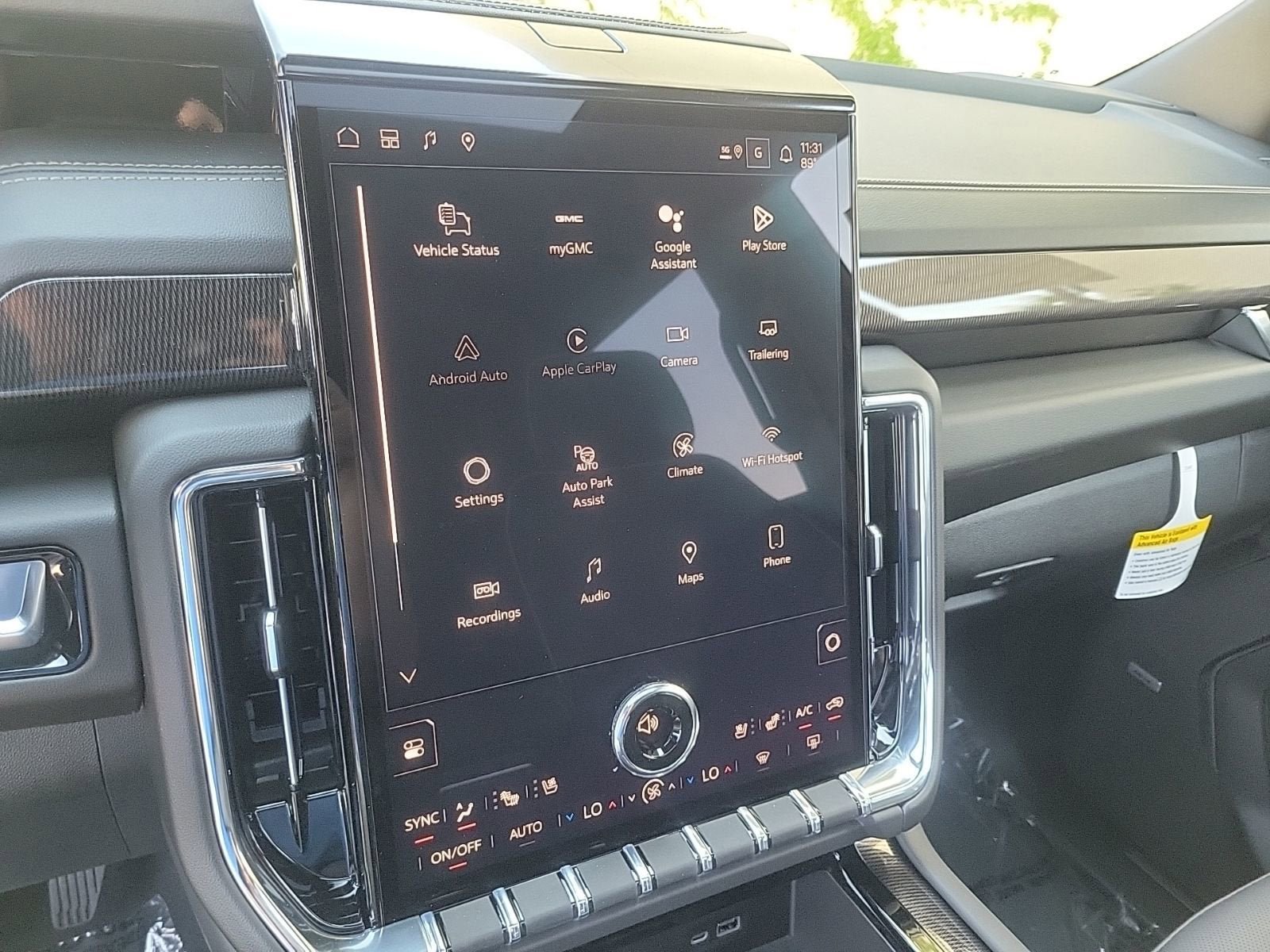 New 2026 GMC Yukon XL Elevation image 18