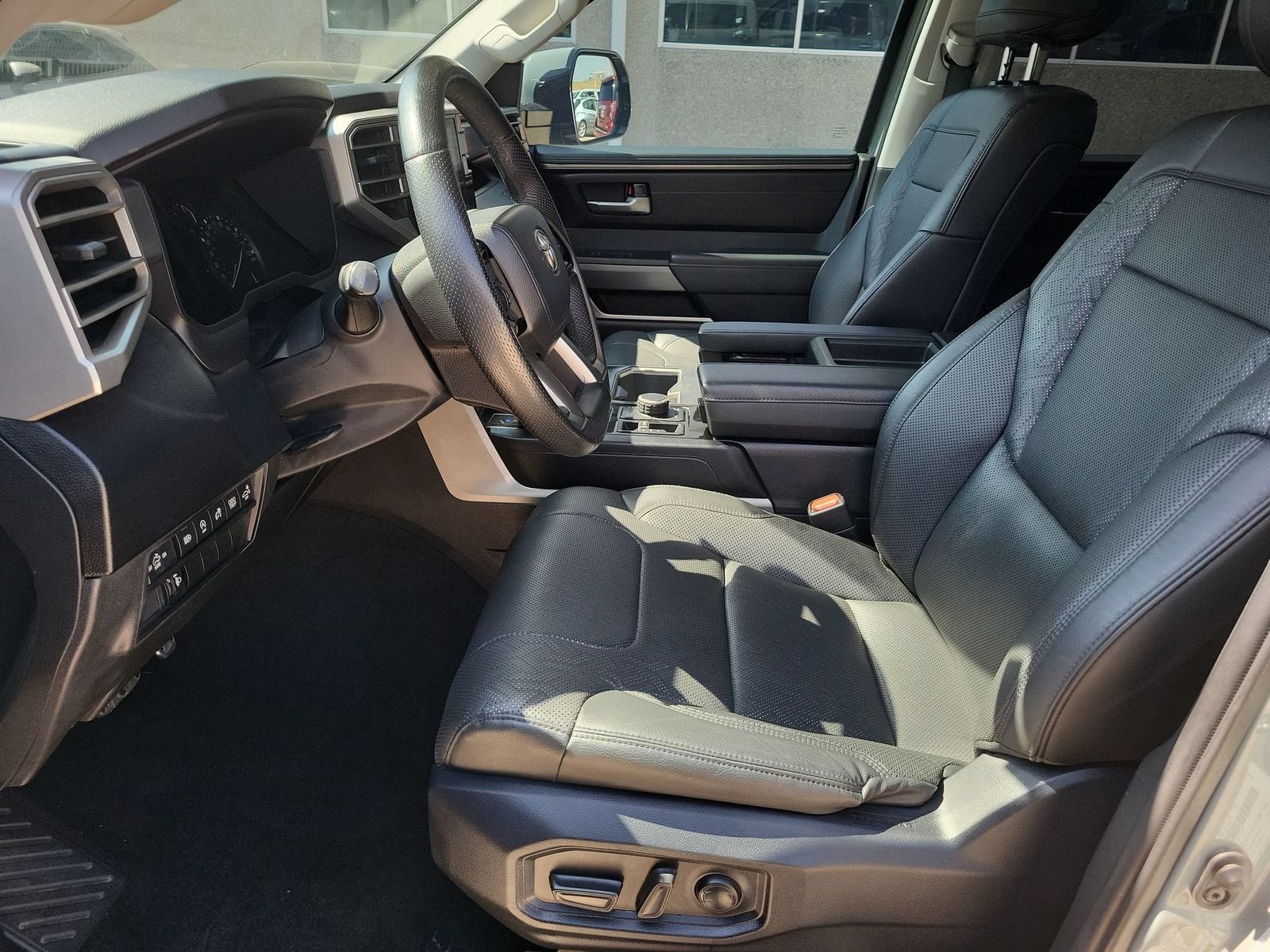 Used 2022 Toyota Tundra SR5 w/ TRD Off-Road Premium Package AWD/4WD image 19
