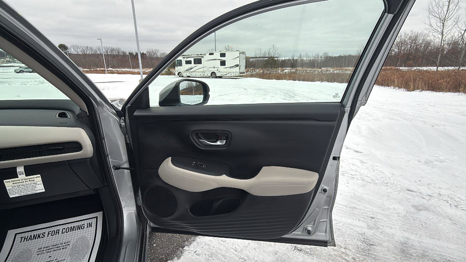 Used 2023 Honda HR-V LX image 17