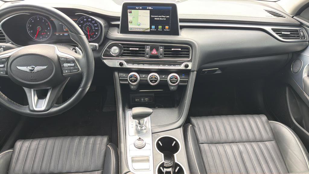 Used 2020 Genesis G70 2.0T w/ Elite Package RWD image 8