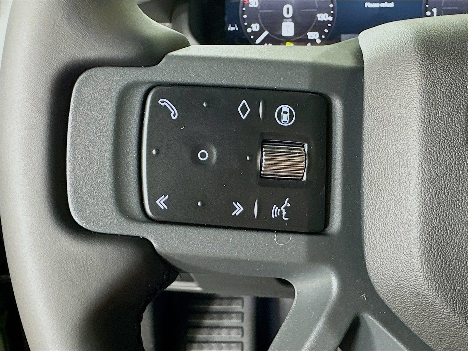 New 2026 Land Rover Defender 110 X-Dynamic SE AWD/4WD image 19