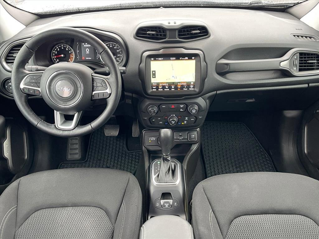 Used 2023 Jeep Renegade Latitude w/ Premium Group image 23