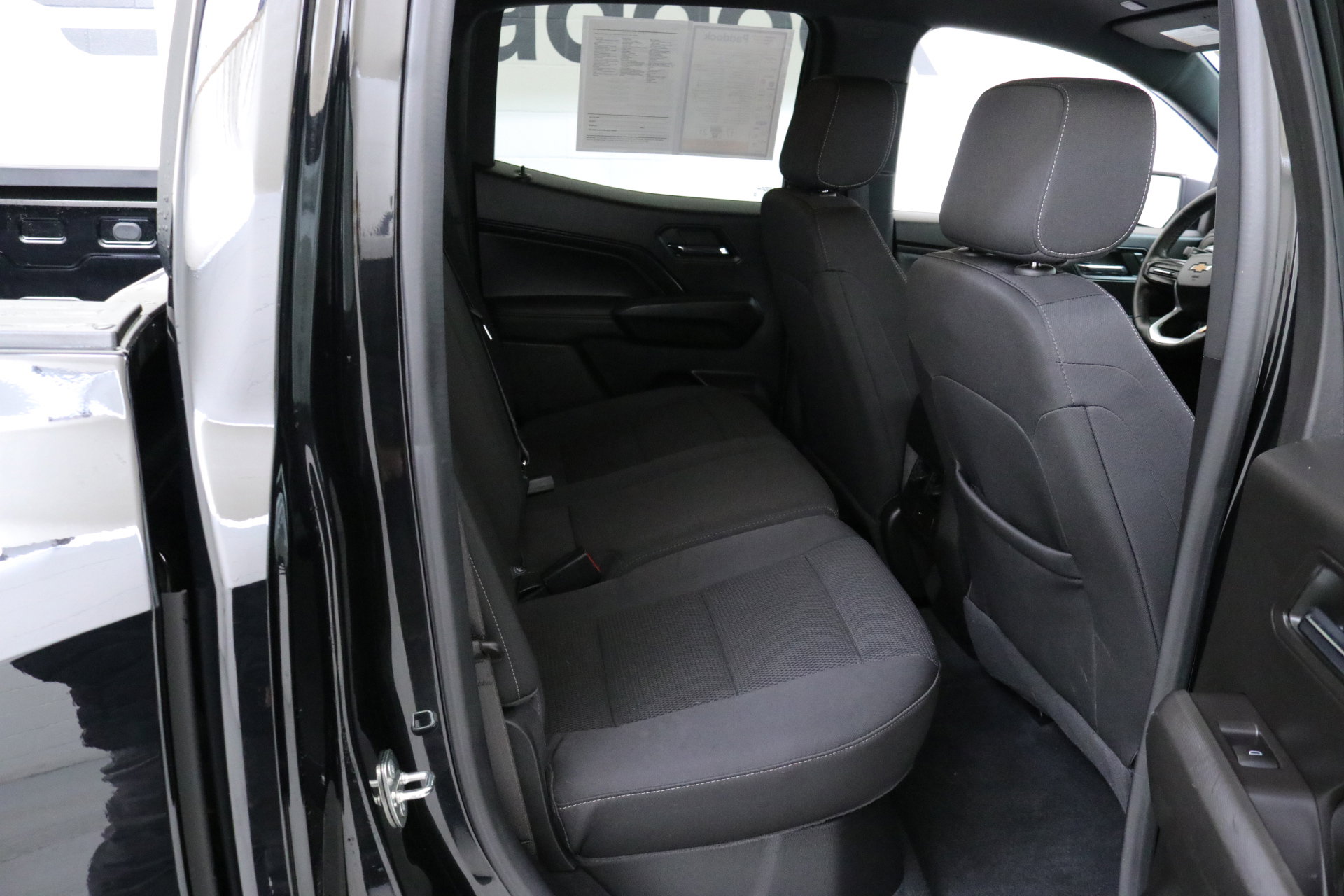 Used 2023 Chevrolet Colorado LT w/ LT Convenience Package II image 30