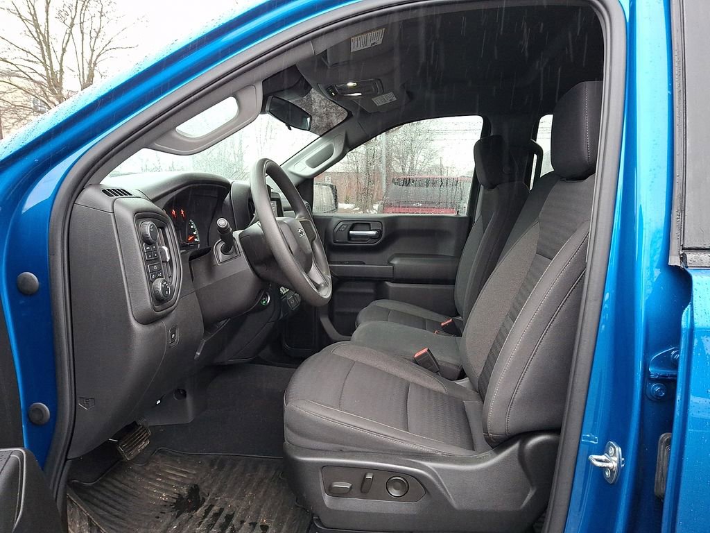 Used 2022 Chevrolet Silverado 1500 Custom Trail Boss w/ LPO, Dark Essentials Package image 12