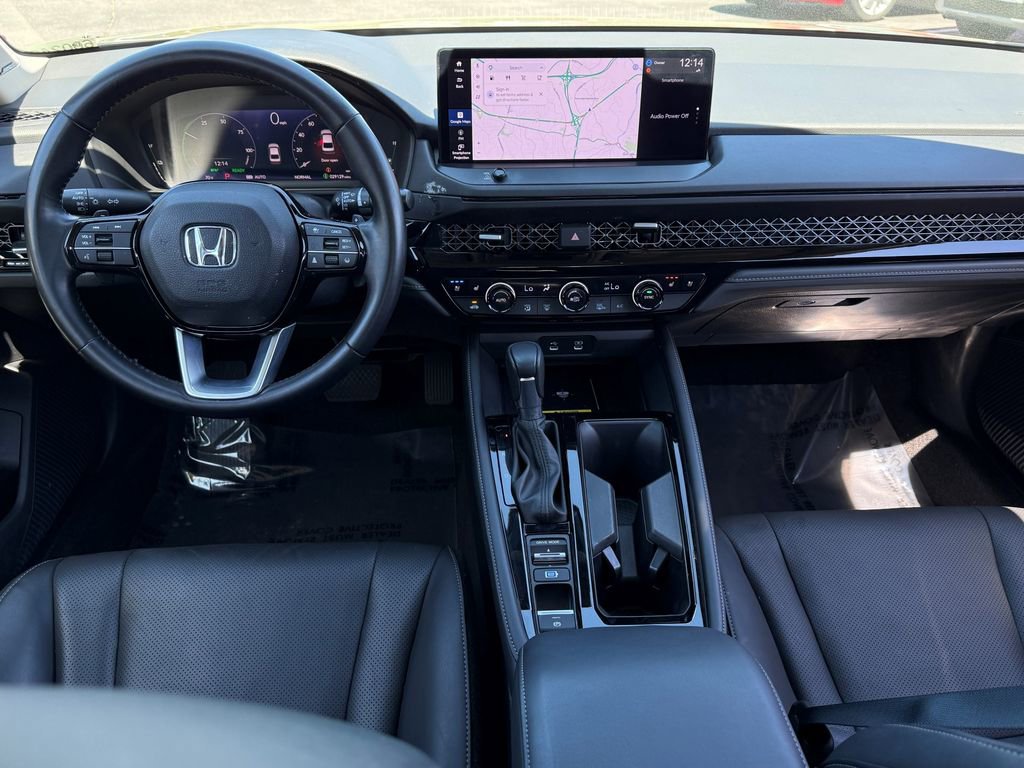 Used 2023 Honda Accord Touring image 16