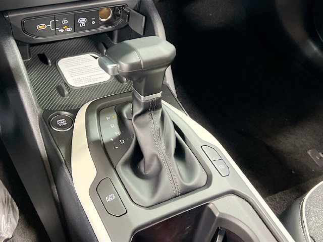 New 2025 Kia K4 EX w/ GT-Line Sunroof Package FWD image 17