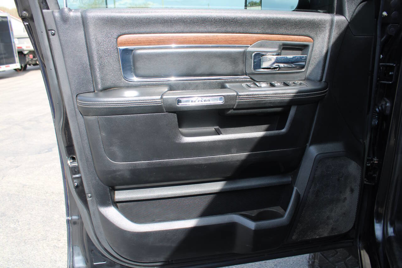 Used 2016 RAM 2500 Laramie w/ Sport Appearance Group image 19