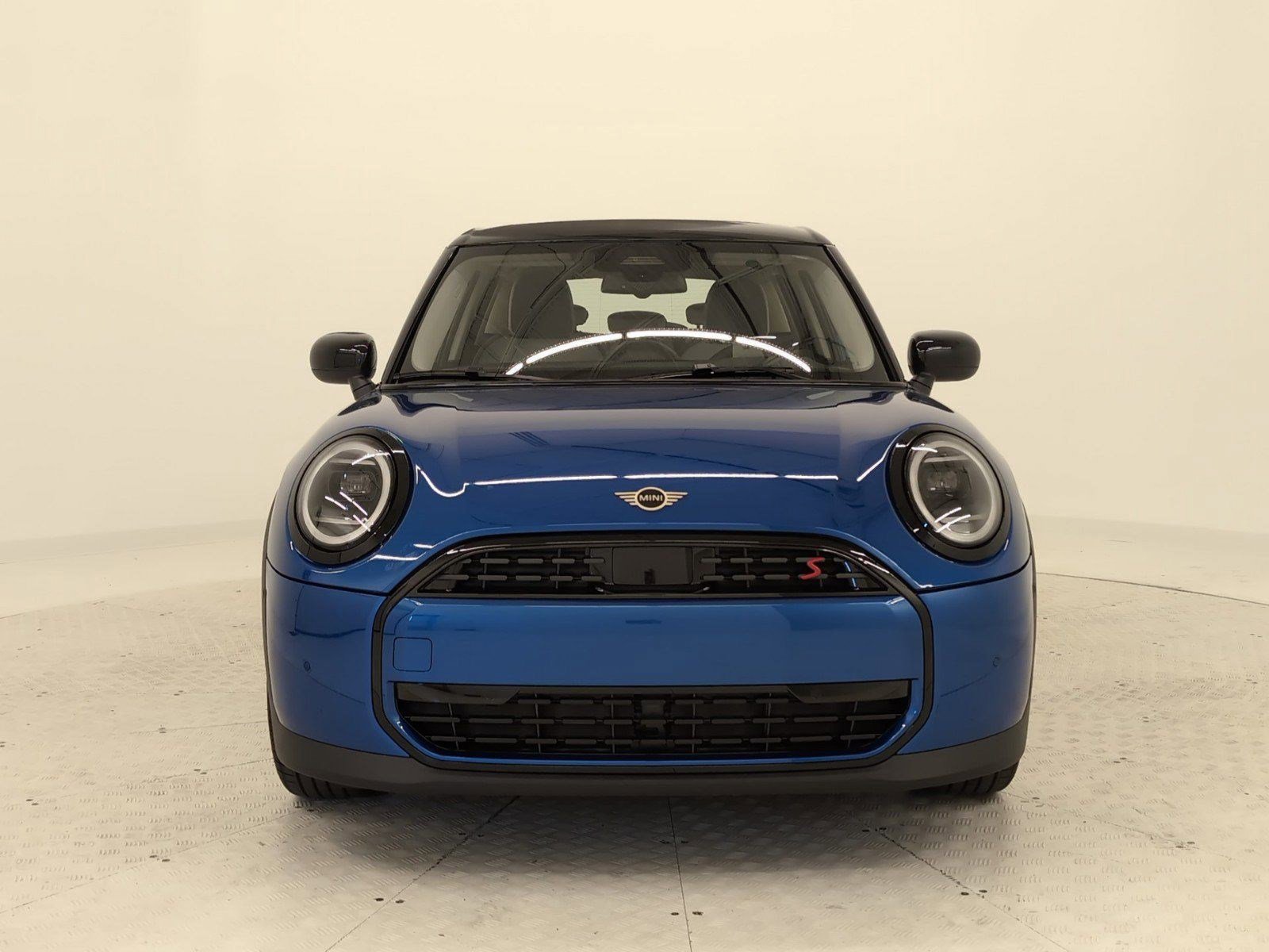 Certified 2025 MINI Cooper S image 5