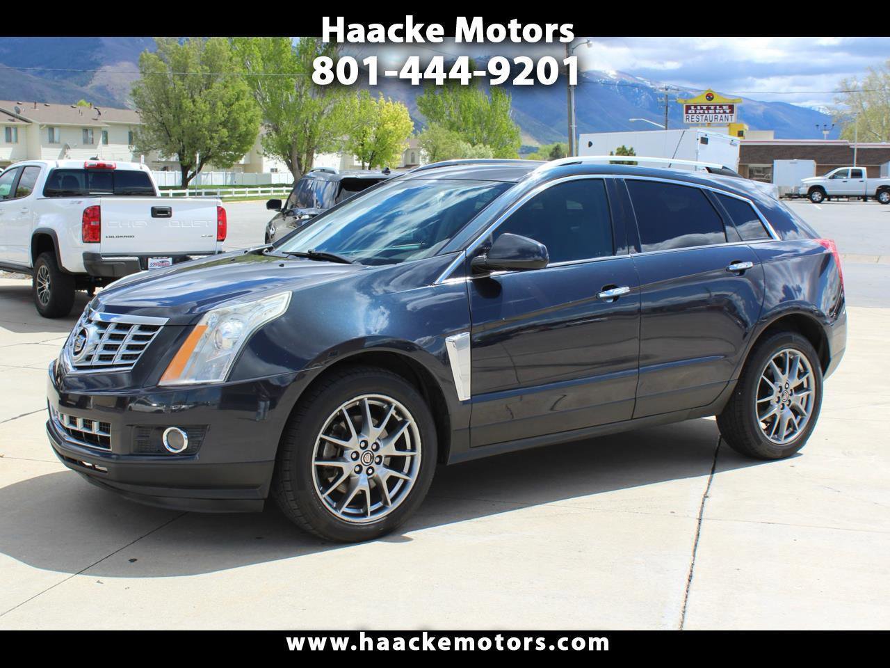 Used 2015 Cadillac SRX Premium FWD image 1
