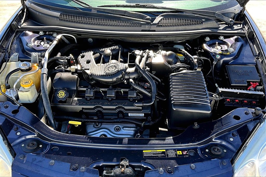 Used 2004 Chrysler Sebring LXi image 29