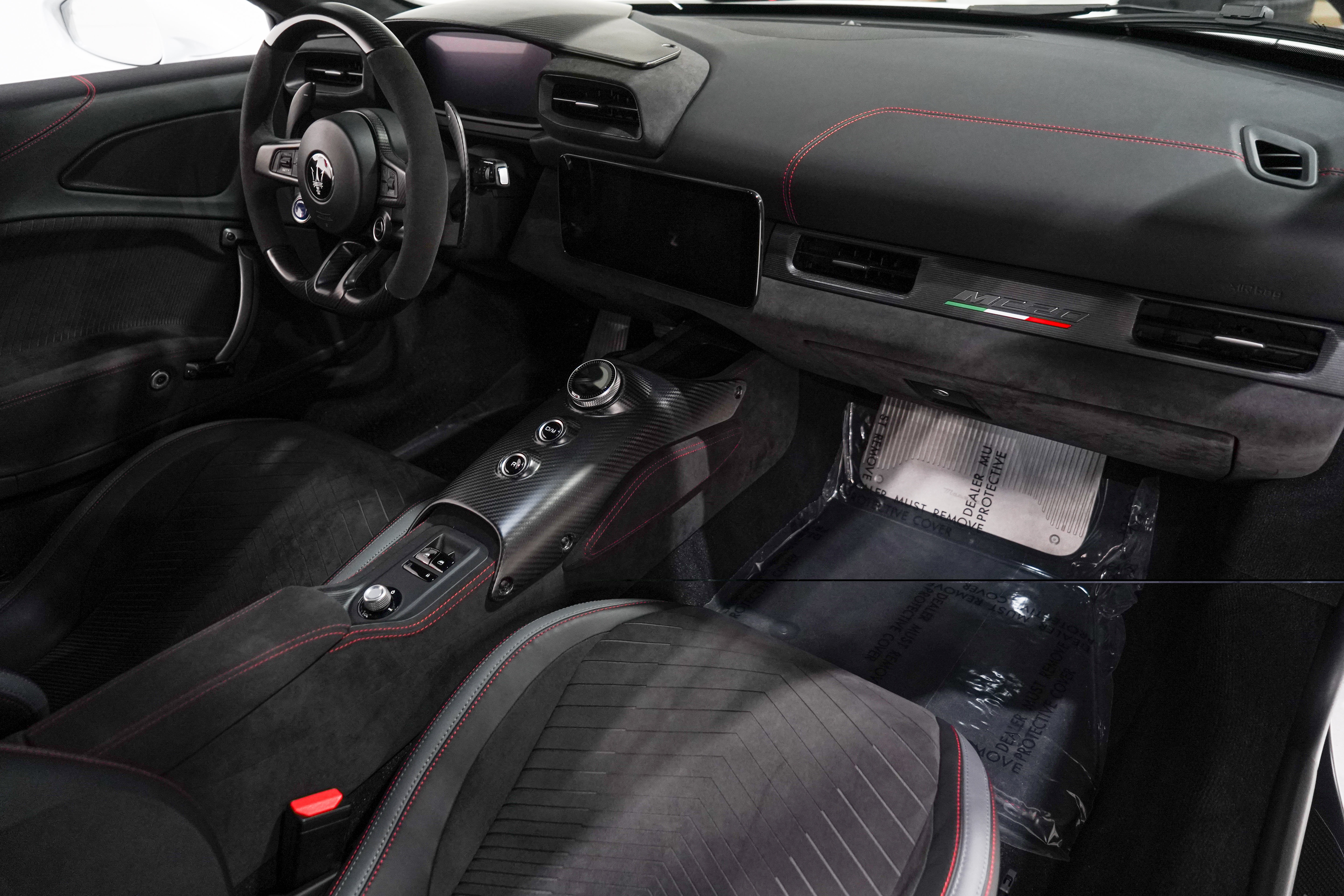 Used 2023 Maserati MC20 Coupe RWD image 17