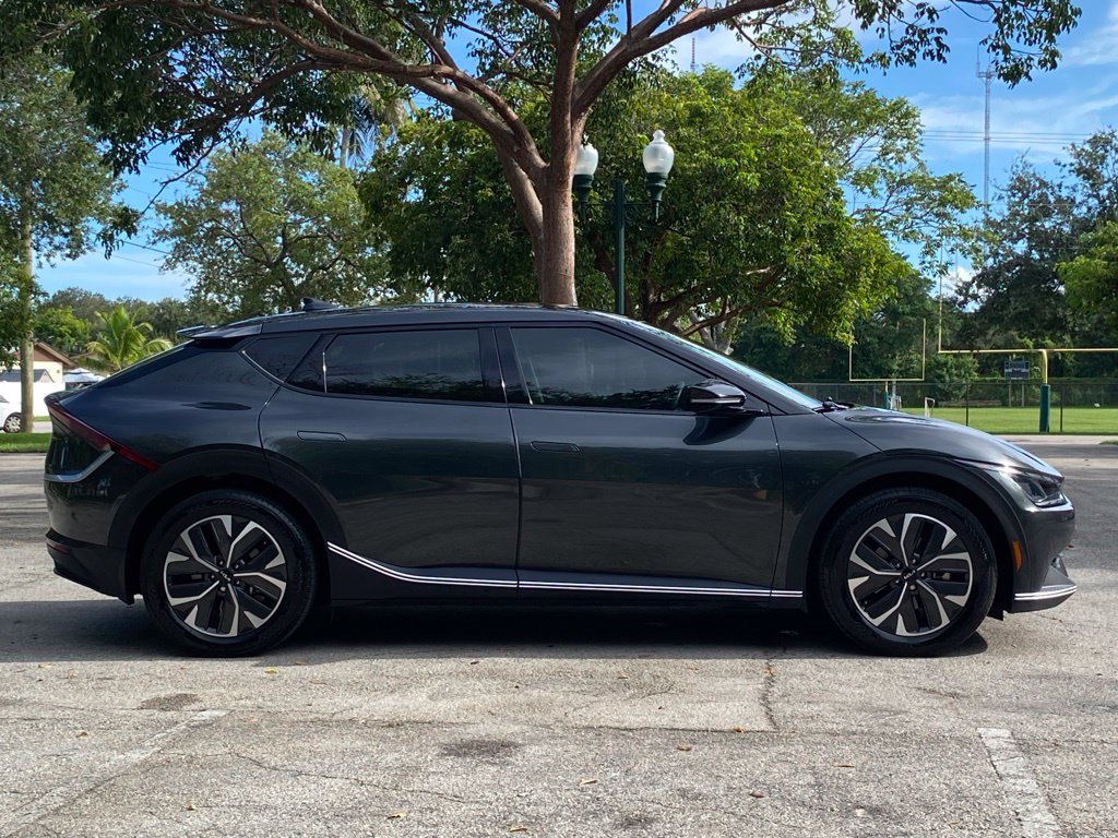 Used 2024 Kia EV6 Light RWD image 11