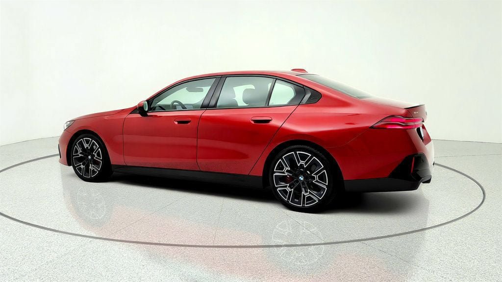 Used 2024 BMW 540i xDrive w/ Premium Package AWD/4WD image 7
