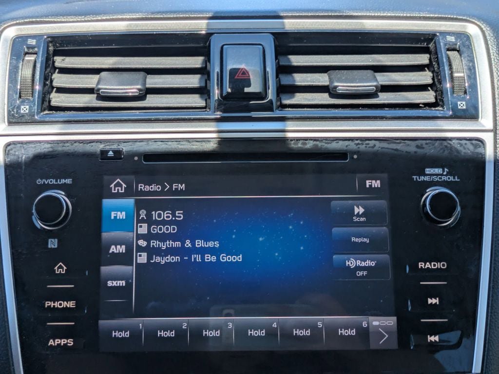 Used 2018 Subaru Outback 2.5i Premium AWD/4WD image 18