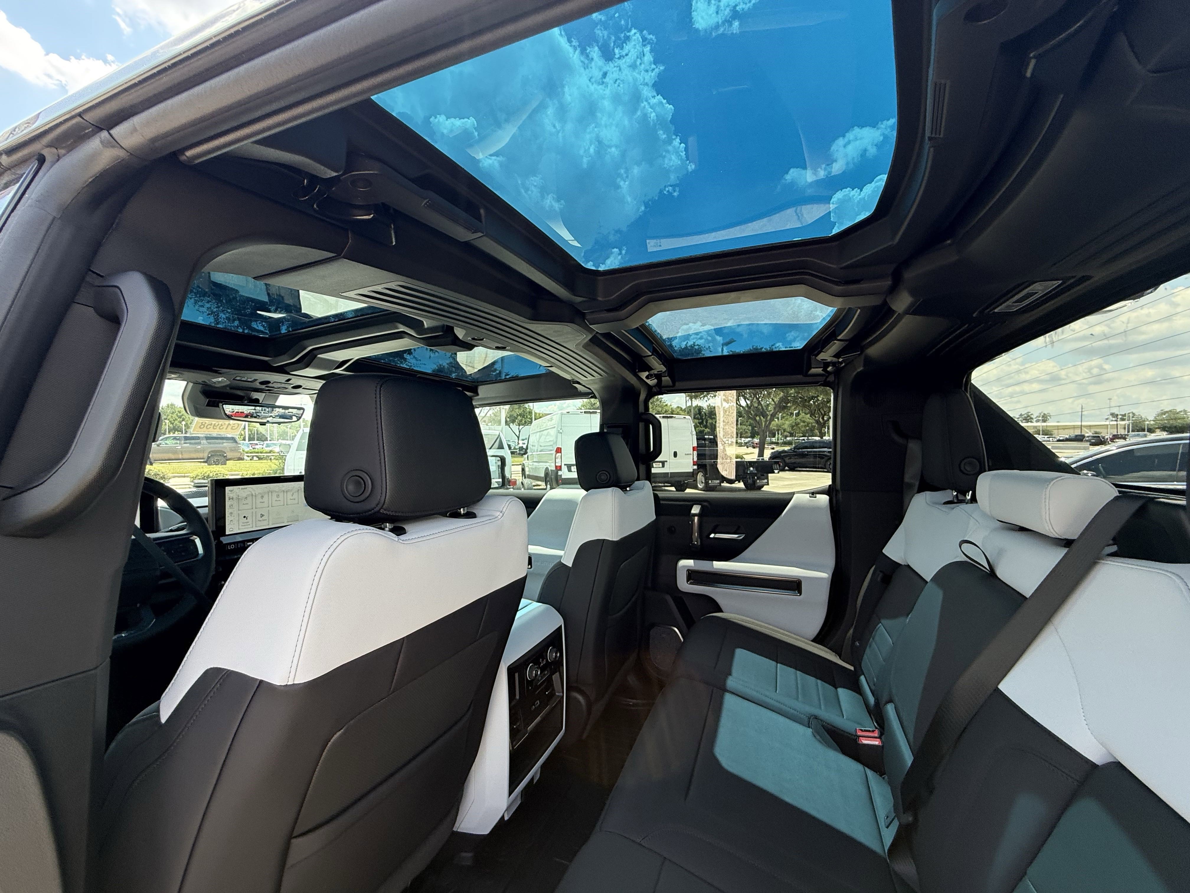 New 2025 GMC Hummer EV 3X w/ Battery Pack, 24 Module Pack image 17