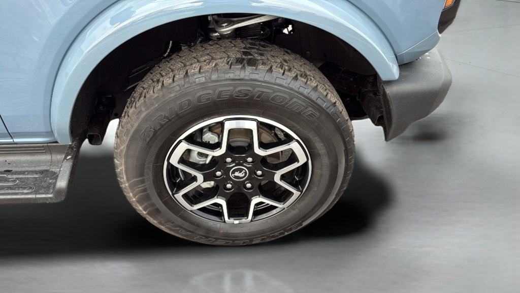 Used 2025 Ford Bronco Outer Banks AWD/4WD image 49