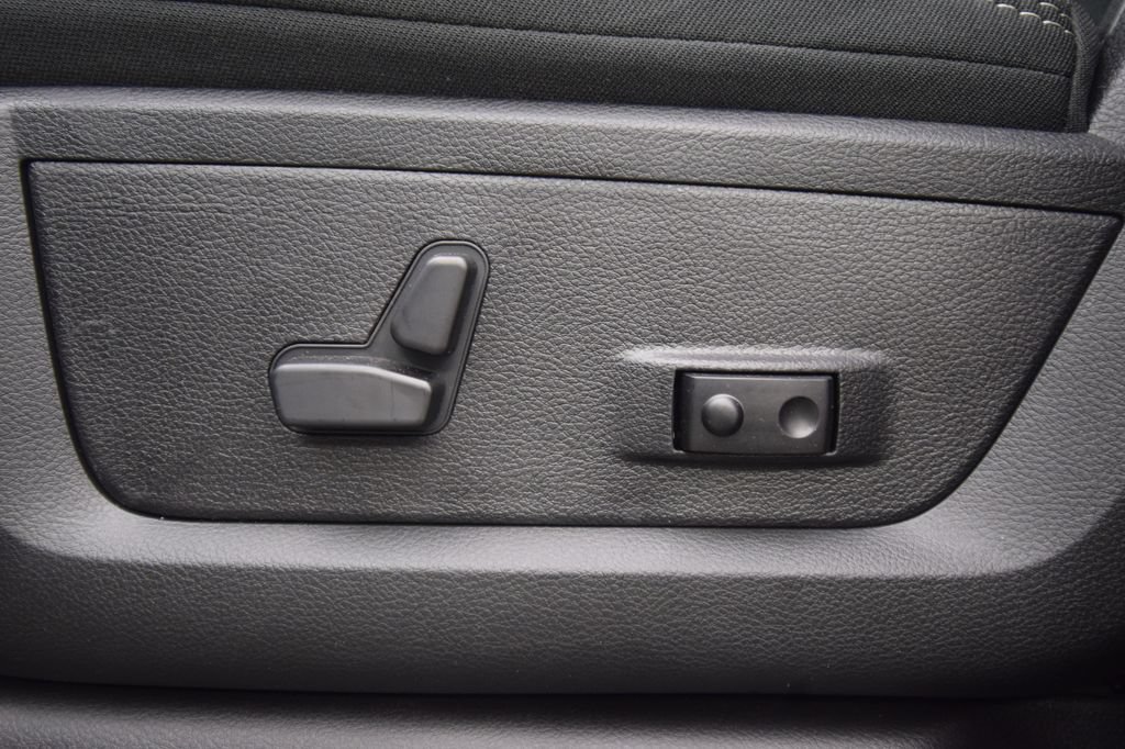 New 2026 RAM 2500 Big Horn AWD/4WD image 31