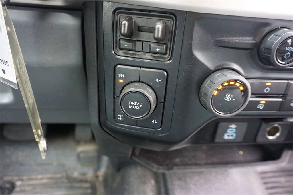Used 2024 Ford F250 XL w/ XL Chrome Package image 12