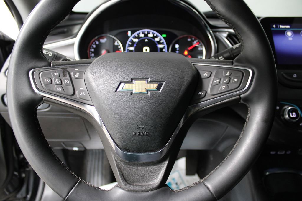 Used 2025 Chevrolet Malibu LT FWD image 23