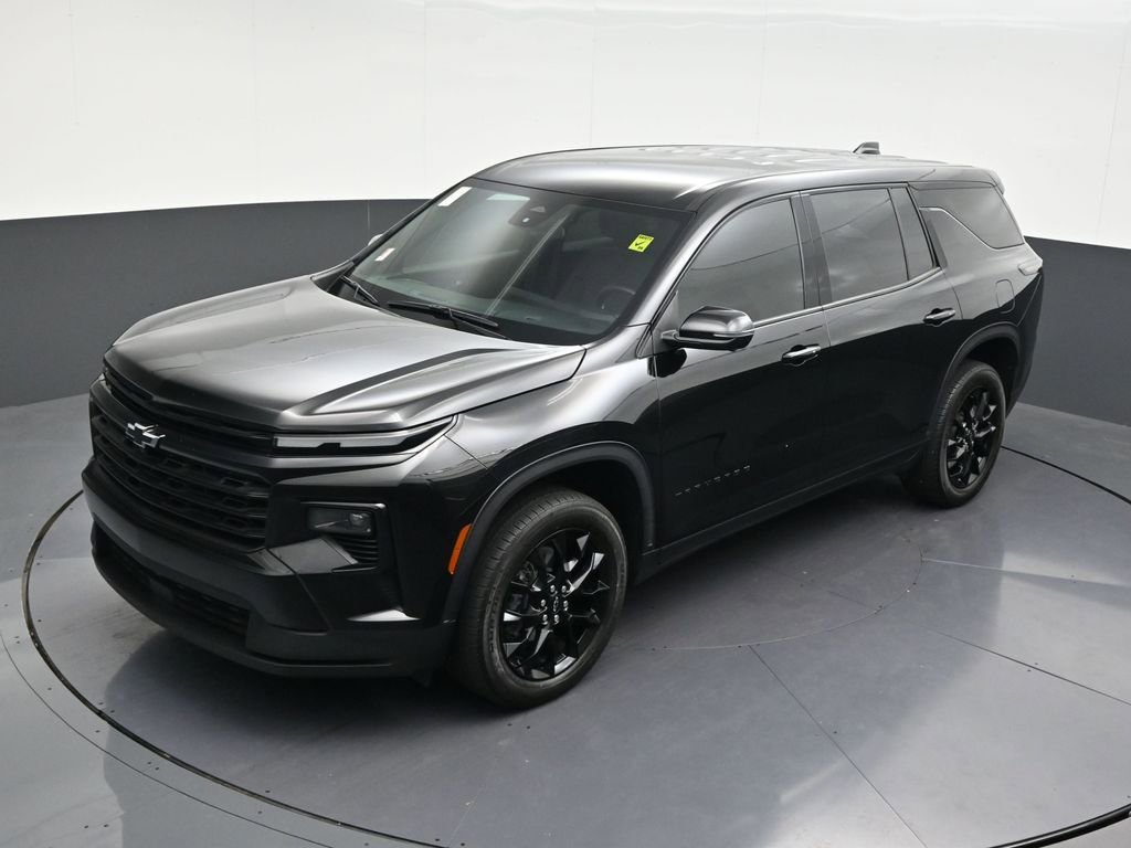 Used 2024 Chevrolet Traverse LS w/ Midnight/Sport Edition FWD image 15