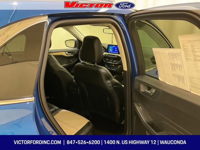 Used 2022 Ford Escape Titanium w/ Titanium Elite Package image 16