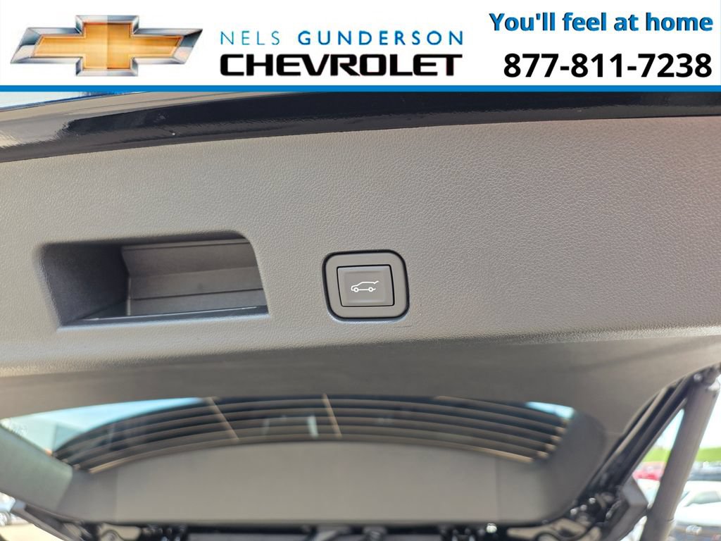 New 2027 Chevrolet Traverse LT w/ Driver Confidence Package AWD/4WD image 11