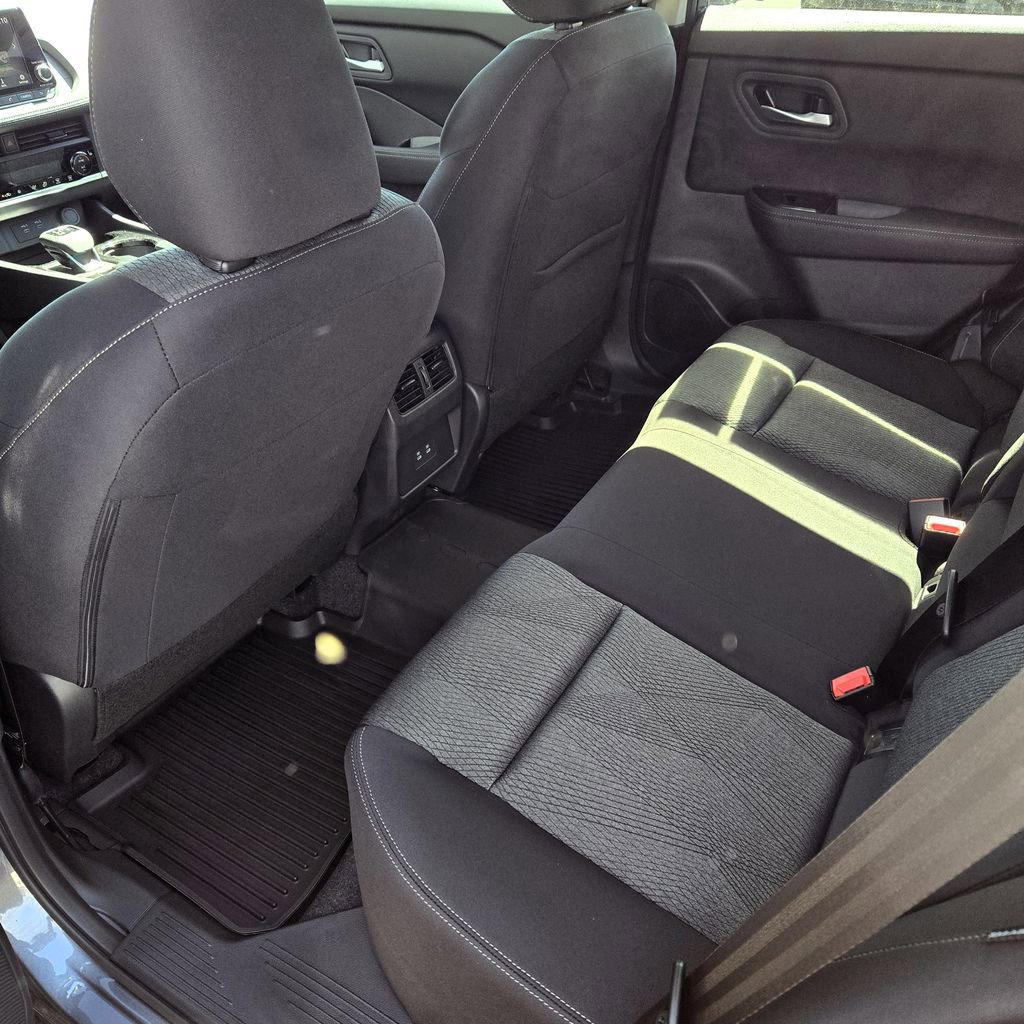 New 2026 Nissan Rogue SV w/ Cold Weather Package FWD image 9