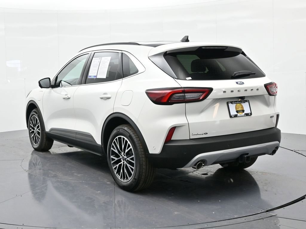 Used 2024 Ford Escape SE w/ PHEV Premium Package image 8