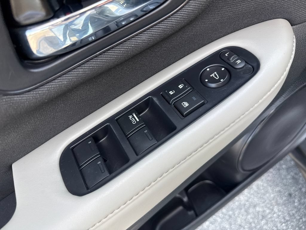 Certified 2022 Honda HR-V LX image 10