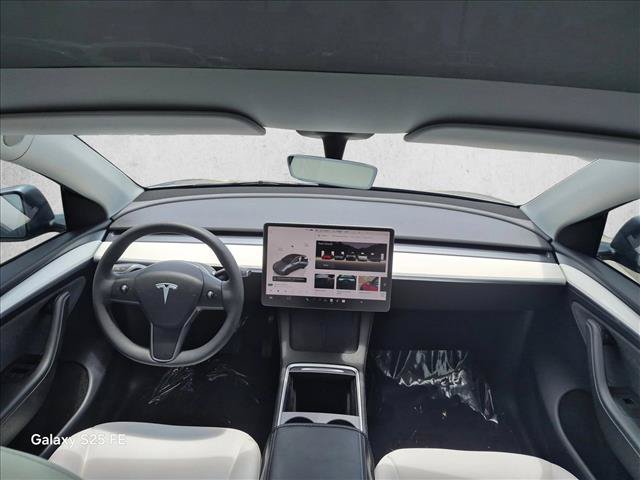 Used 2024 Tesla Model Y Long Range AWD/4WD image 20