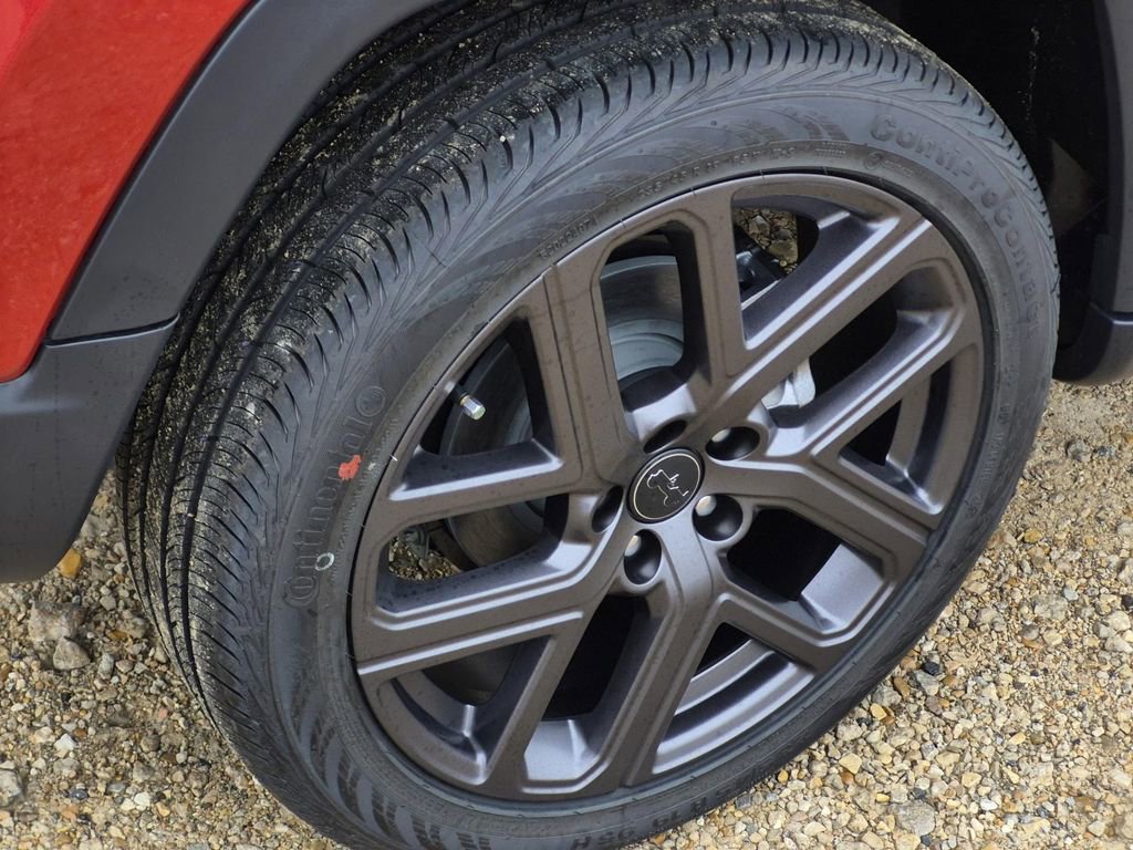 New 2026 Jeep Compass Latitude image 8