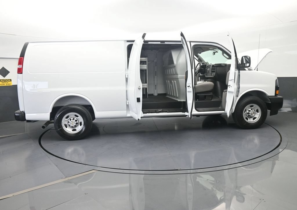 New 2026 Chevrolet Express 2500 Extended w/ Driver Convenience Package RWD image 69